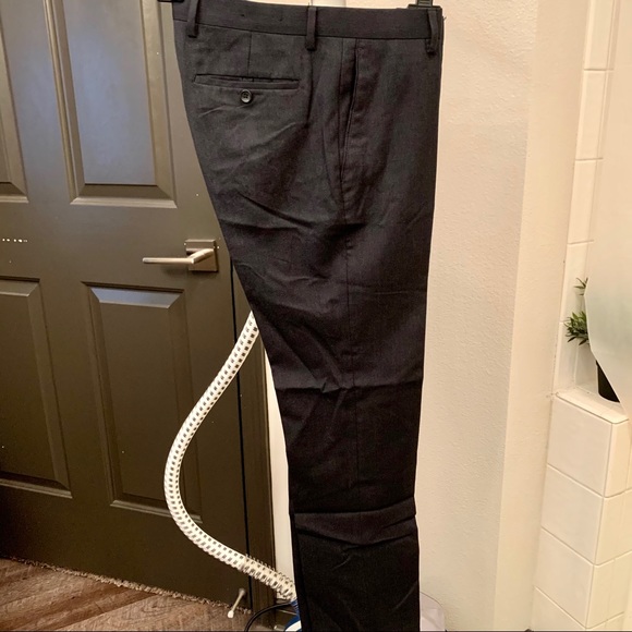 Banana Republic men’s Tailored Pants - Picture 3 of 3